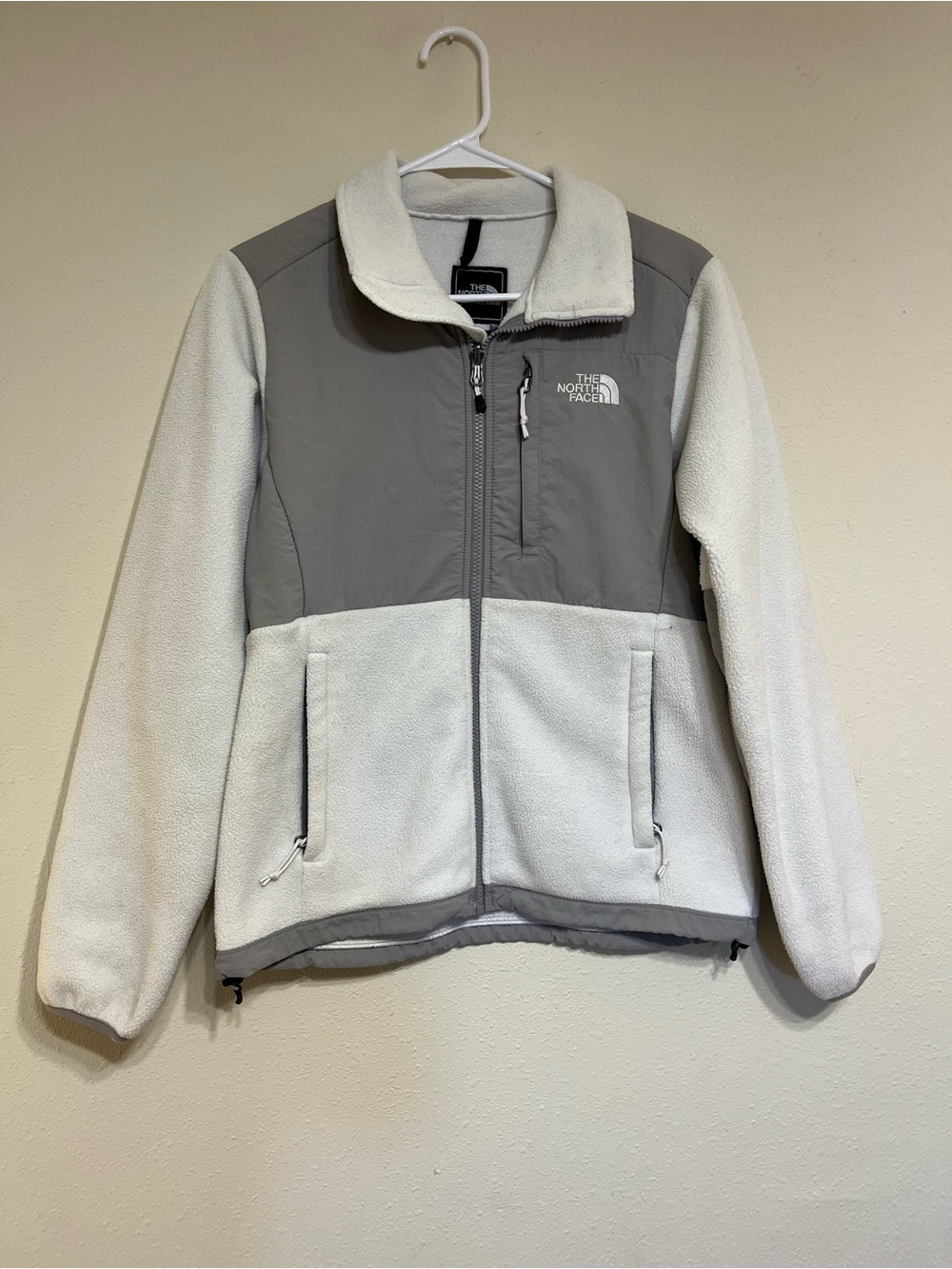 The North Face White & Gray Fleece Jacket